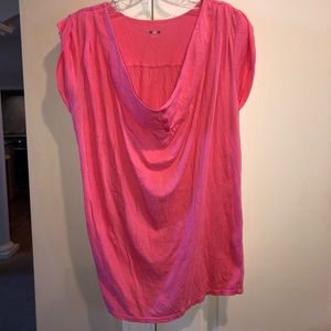 Three Dots Salmon Pink Top, Size M